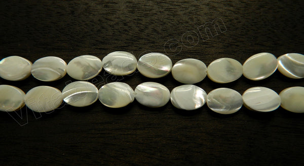 Mother of Pearl (White) Top Shell AAA  -  Puff Ovals  16"