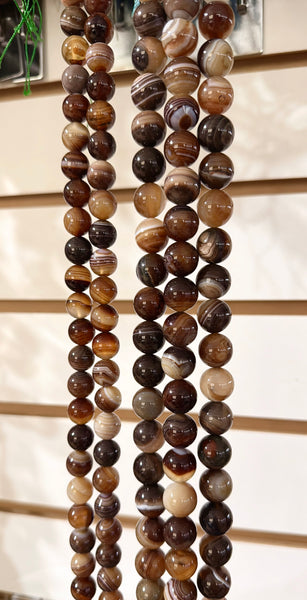 Brown Sardonix Agate  -  Smooth Round Beads  16"