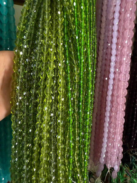 Faceted Rice - 010 Emerald Green Crystal  16"