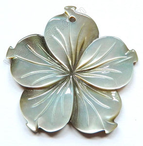 Carved Shell Pendant Grey  5-point petals