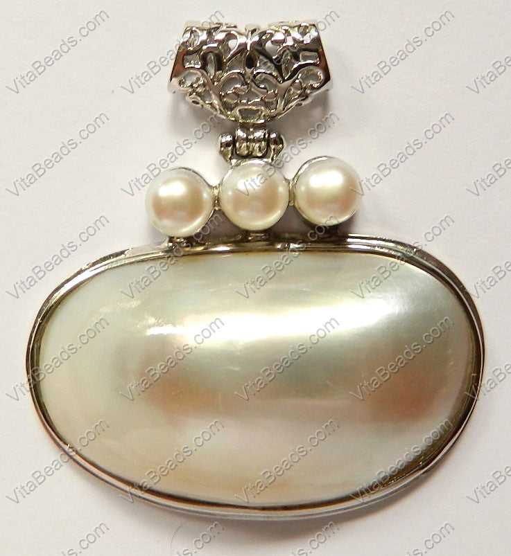 White MOP Pendant with 3 White Pearl Potato