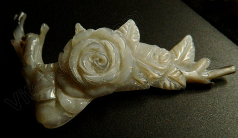 Carved Shell CabPendant Jumble Rose Design