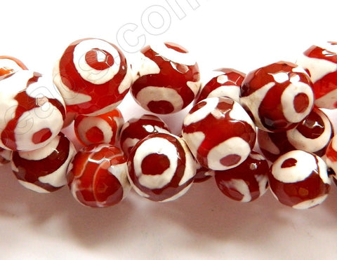 DZi Agate Red Eye  -  Faceted Round