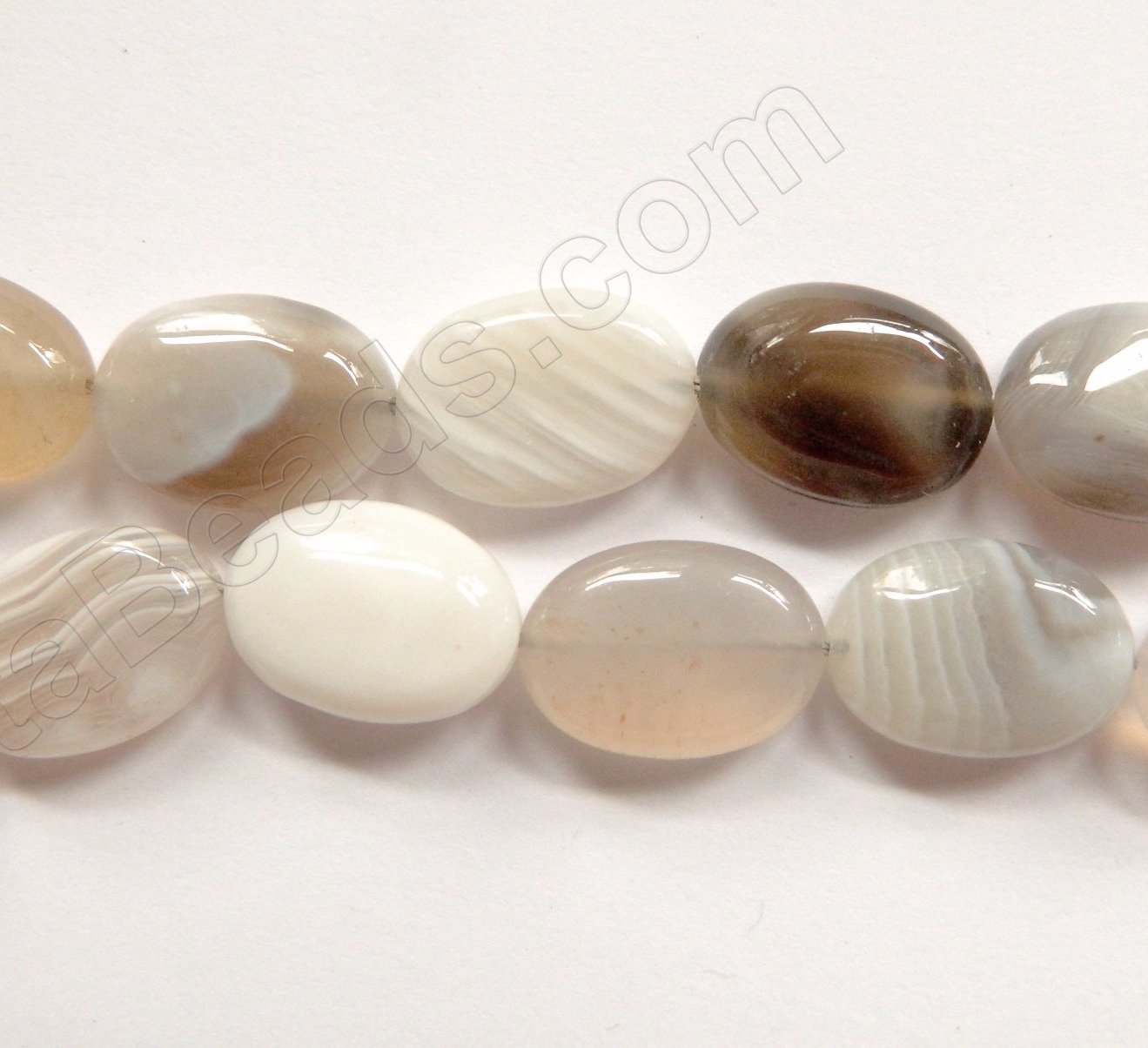 Natural Agate w/ Black  -  Puff Ovals  16"