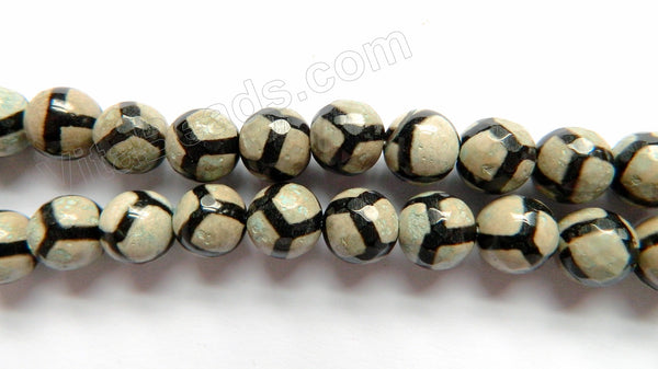 DZi Agate Pale Green w/ Blk Football Line - Faceted Round  15"