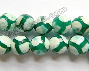 DZi Agate White w/ Emerald Web Line  -  Faceted Round  14"