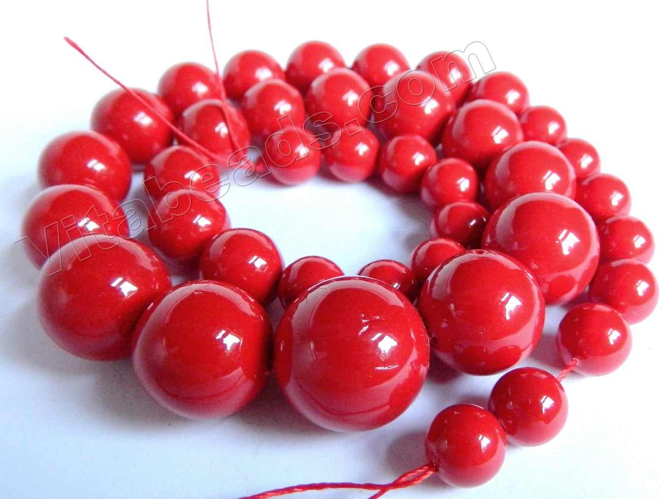 MOP Shell Pearl  -  Dark Red  -  Graduated Smooth Round Beads 16"