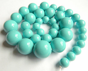 MOP Shell Pearl  -  Turquoise Blue  -  Graduated Smooth Round Beads 16"