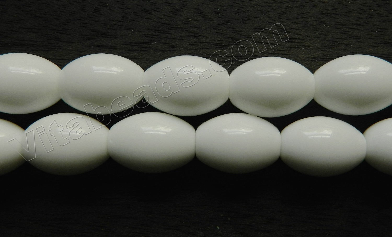 White Quartz  -  Smooth Drum Egg Tumble  16"