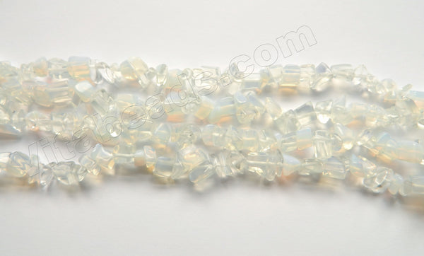 Synthetic White Opal  -  Chips 34"